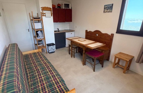 Prapoutel Apartment | Studio cabin 4 pers., ski-in ski-out, valley view