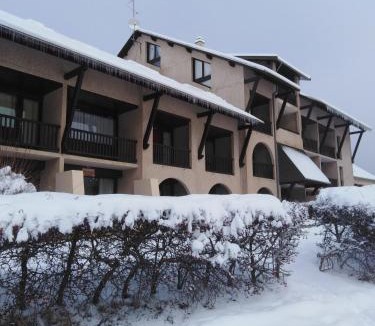 Saint-Leger-les-Melezes Apartment | STUDIO CABINE PIED DES PISTES