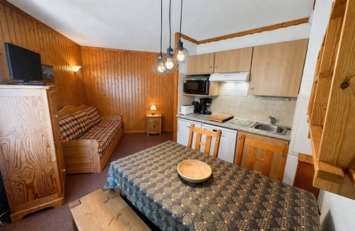 Reberty Apartment | Studio cabin 4 pers. in Menuires, pets allowed