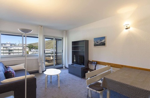 Eaux-Bonnes Apartment | Studio cabin for 6 at the foot of the slopes in Gourette