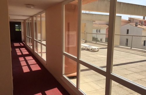 Cap d'Agde Apartment | Studio cabin in the port center of Cap d Agde with secure parking space