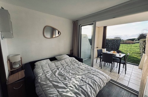Arzon Apartment | Studio cabin with direct beach access - SOUTH terrace