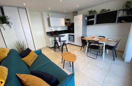 Arcachon Apartment | Studio Cabine à Arcachon avec Parking, WiFi et Accès Direct Plage - FR-1-374-219