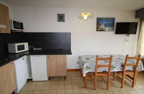 Auris Apartment | Studio cabine 4 pers à 150m des pistes - Auris en Oisans - FR-1-297-3