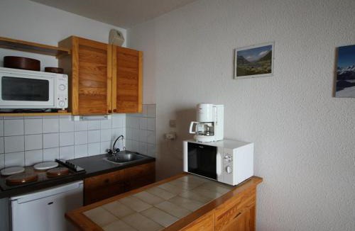 Auris Apartment | Studio cabine 4 pers, à 400m des pistes - Auris en Oisans - FR-1-297-52