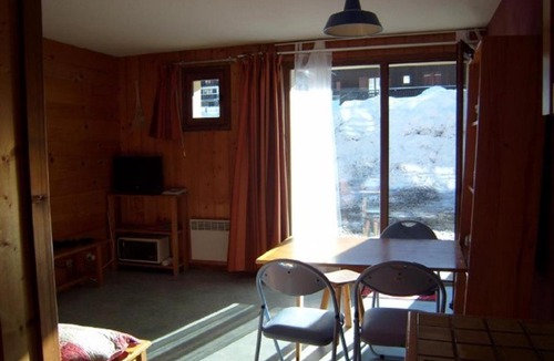 Crest-Voland Apartment | Studio-cabine 4 personnes avec parking à Crest-Voland - FR-1-733-13