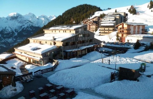 Auris Apartment | Studio cabine au pied des pistes, balcon, parking, animaux admis - FR-1-297-16