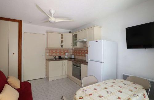 Le Grau-Du-Roi Apartment | Studio Cabine avec terrasse ensoleillée, piscines, parking privé, à 500m de la plage - FR-1-307-133