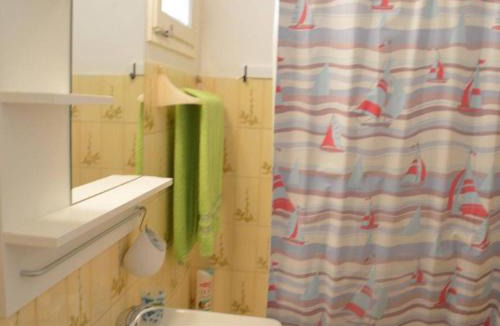 Le Lavandou Apartment | Studio cabine avec terrasse et parking, à 250 m de la plage d'Aiguebelle, Le Lavandou - FR-1-251-187