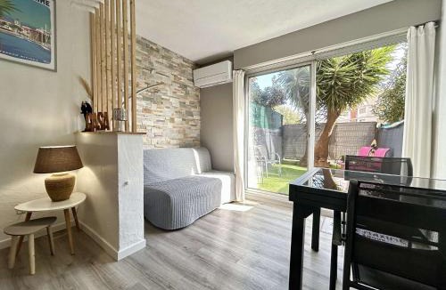 Sainte-Maxime Apartment | Studio cabine rénové avec parking à Sainte-Maxime - FR-1-226-557