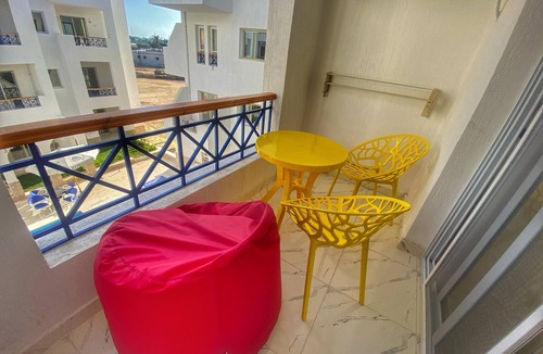 Marina El Alamein Apartment | Studio Carmen with a Pool View