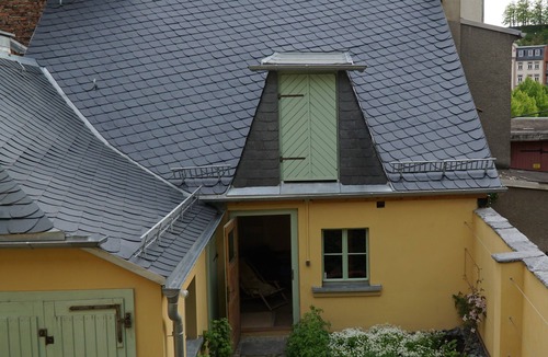 Greiz Apartment | Studio castle view, private bathroom outside the room, garden, sauna