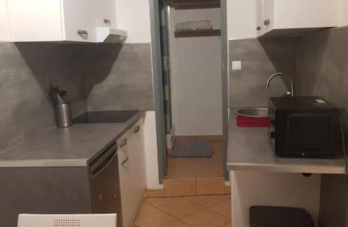 L'Isle-sur-la-Sorgue Apartment | Studio-centre ville