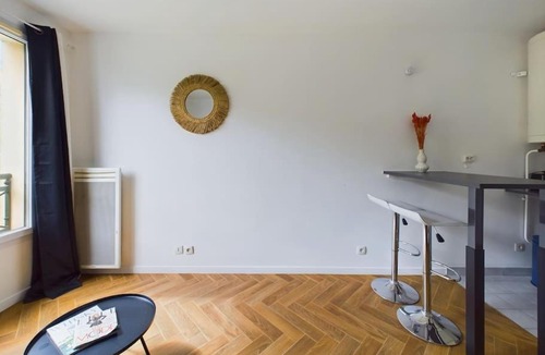 Rueil-Malmaison Apartment | Studio Centre-Ville