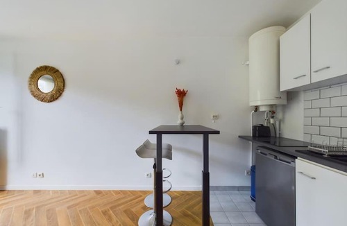 Rueil-Malmaison Apartment | Studio Centre-Ville