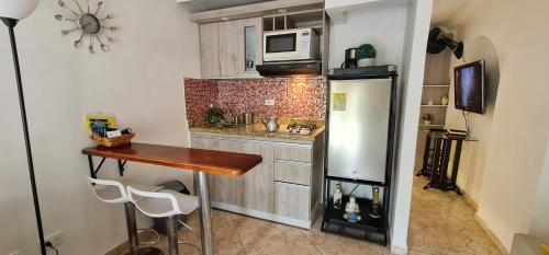Guayabal Apartment | Studio cerca a estacion metro poblado