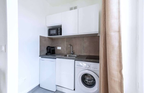 Issy-les-Moulineaux Apartment | Studio chaleureux au coeur de ville Issy