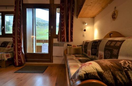Les Bruyeres Apartment | Studio classique pour 4 pers avec vue sur pistes, animaux admis - FR-1-452-279