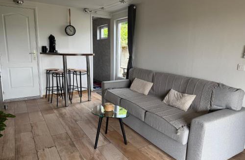 Carmaux Apartment | Studio climatisé - WIFI Fibre - Calme - Carmaux centre