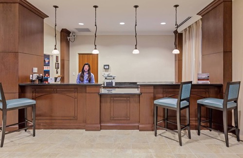 Near East Side Apartment | Studio Close to the Convention Center | Free Breakfast + Outdoor Pool