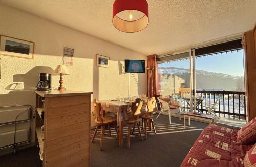 Notre-Dame-de-Bellecombe Apartment | Studio cosy à Notre-Dame-de-Bellecombe proche des pistes - FR-1-595-19