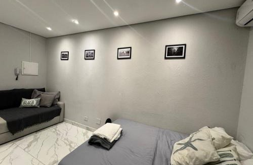 Aparecida Apartment | Studio com ar condicionado em frente a praia de Santos!