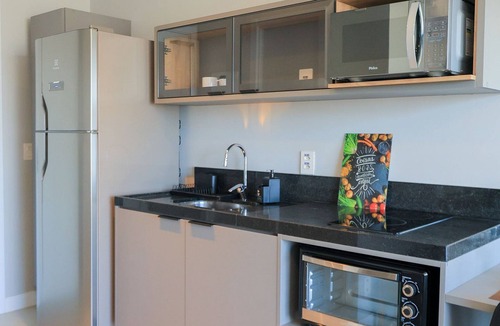 Auxiliadora Apartment | Studio com Design Moderno em Porto Alegre