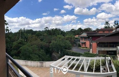 Cotia Apartment | Studio com Garagem e Acessibilidade | Granja Viana