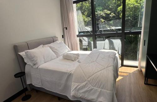 Velha Apartment | Studio com hidromassagem | 200m da Vila Germânica