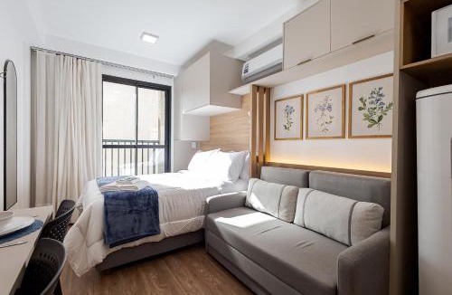 Matriz Apartment | Studio com Varanda e Central em Condomínio Clube