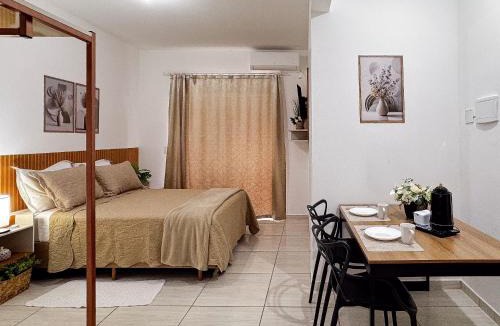 Santa Terezinha Apartment | Studio completo p/2 | Sem taxa de limpeza | Com máquina de lavar