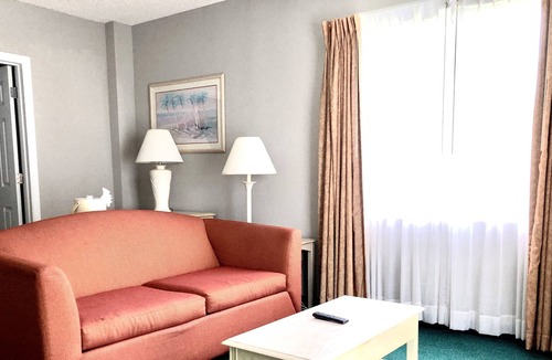 Florida Center Condo | Studio condo with views of Volcano Bay. Great Location. Pool and Hot tub