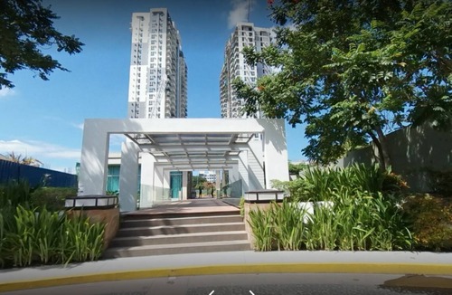 Ugong Condo | STUDIO CONDOMINIUM- SHORT/LONG STAY APARTMENT WITH SWIMMING POOL
