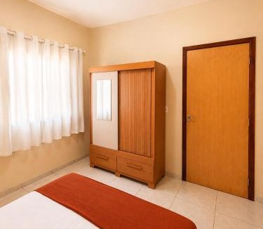 Rio Verde Apartment | Studio Confortável com Quarto Separado e Perto UniRV
