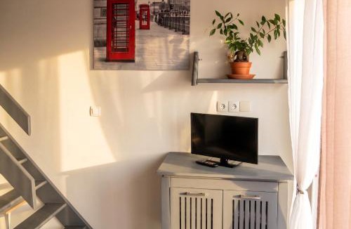 Pedernec Apartment | Studio confortable à Pédernec - 27m² - Terrasse ensoleillée