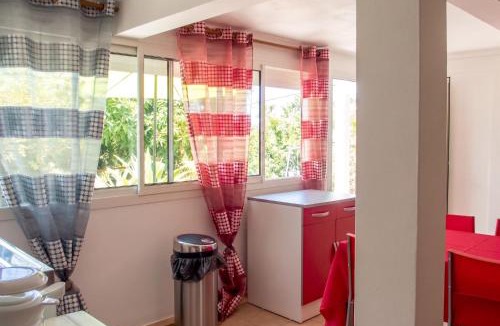 La Colline Apartment | Studio confortable avec vue sur la mer à Schoelcher (20 m²)