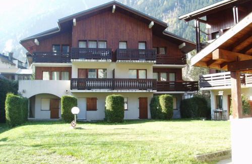 Chamonix City Centre Apartment | Studio cosy à Chamonix - Animaux admis, parking privé - FR-1-517-21