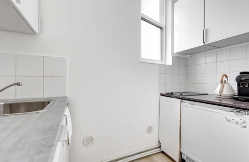 Levallois-Perret Apartment | Studio cosy et calme pres de So Ouest