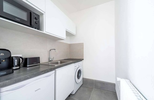 Issy-les-Moulineaux Apartment | Studio Cosy au Cœur d’Issy – Proche Paris