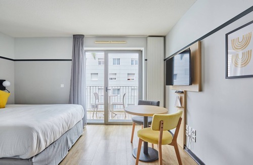 Perrache Apartment | Studio Cosy pour 2 avec Kitchenette | TV
