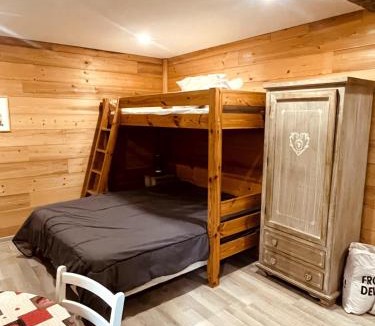 Brides-les-Bains Apartment | Studio cosy proximité télécabine ski Meribel - Cure thermale
