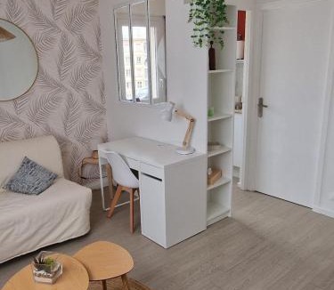 Sablon - Trudaine Apartment | Studio cozy tout confort - Proche centre ville