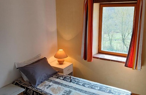Hounoux Apartment | Studio dans terrain de 30he