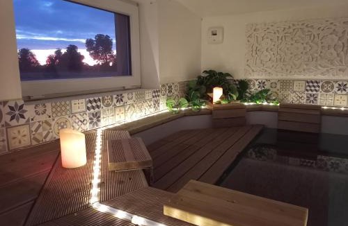Moyaux House | Studio de charme avec piscine de relaxation
