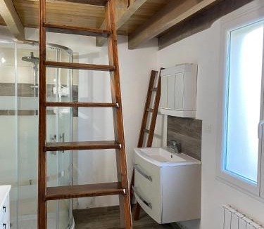 Cazes-Mondenard Apartment | Studio de la Peyriere