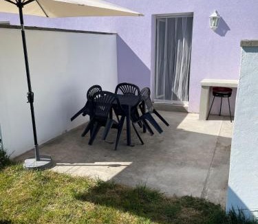 Joncherey Apartment | Studio de plein pied avec terrasse