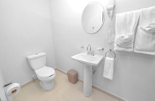 Zona Rio Bed & Breakfast | Studio/Desk/Private in TJ Near US border