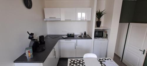 Paroisse Notre-Dame Apartment | STUDIO Dole Grevy deux étoiles,