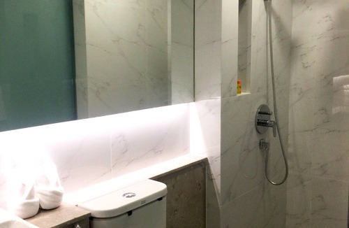 Phra Khanong Nuea Hotel | Studio Ekamai