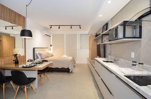 Trindade House | Studio em frente a UFSC e HU - 309A